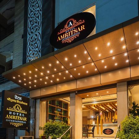 Hotel Amritsar International 2 Min Walk From Amritsar Bus Stand Exteriör bild