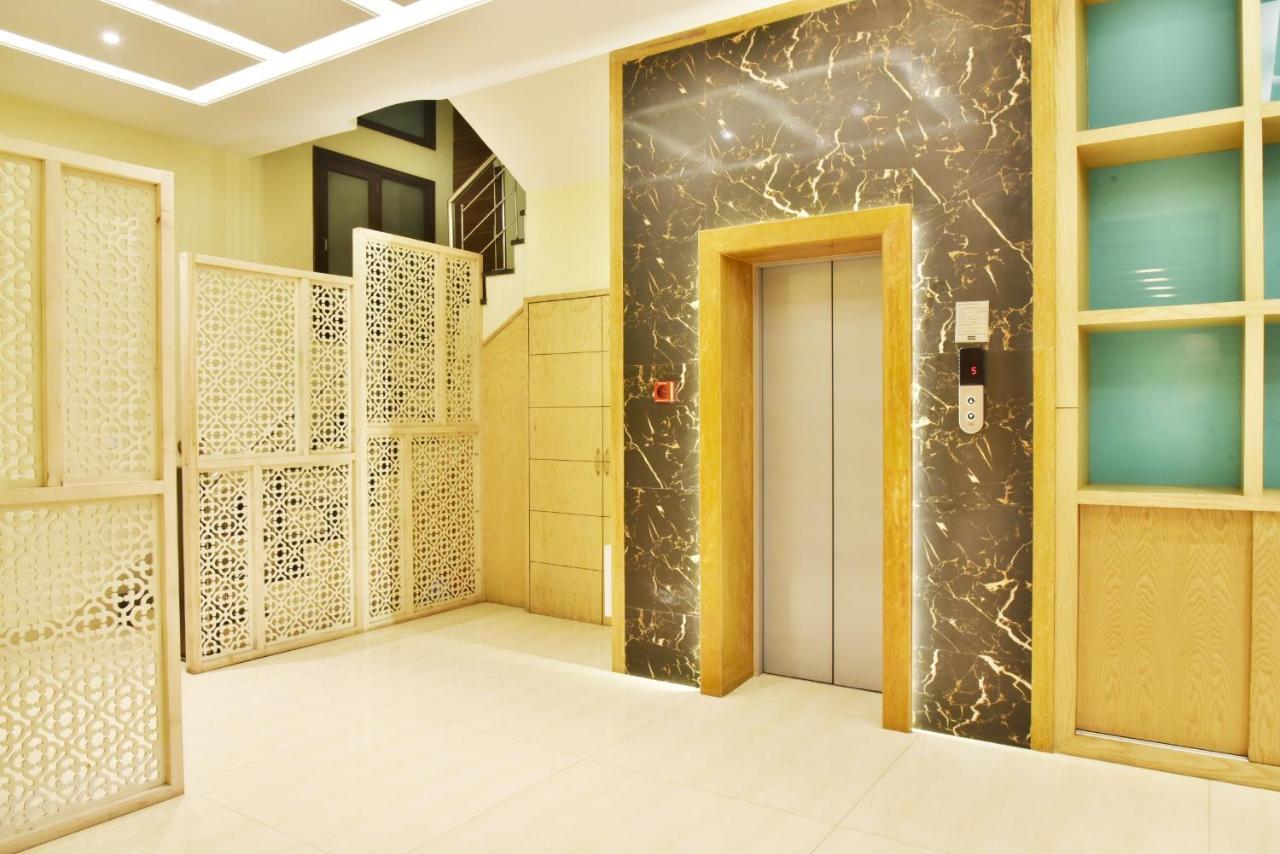 Hotel Amritsar International 2 Min Walk From Amritsar Bus Stand Exteriör bild