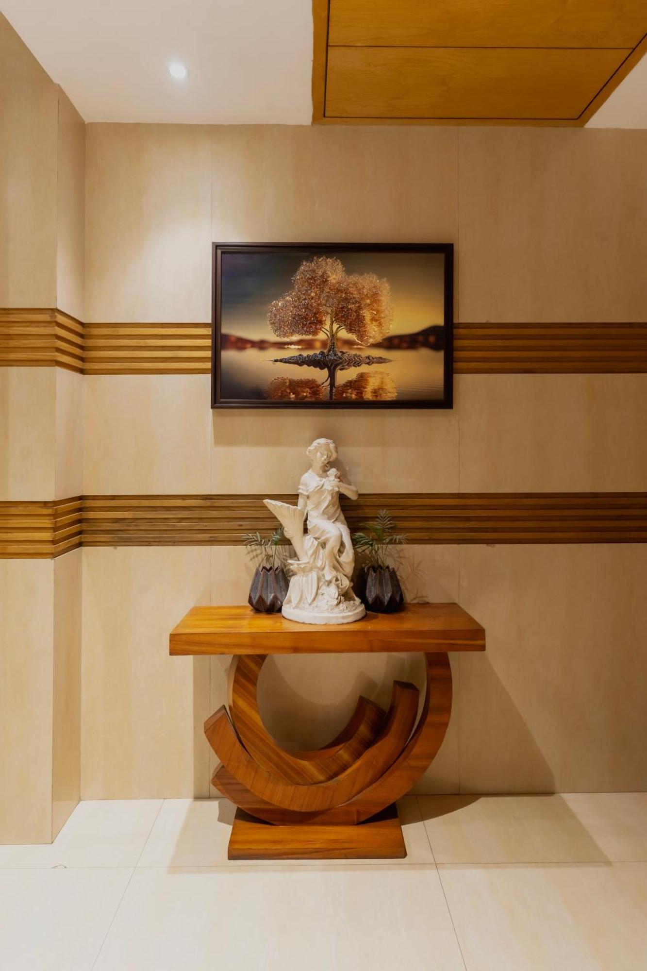 Hotel Amritsar International 2 Min Walk From Amritsar Bus Stand Exteriör bild